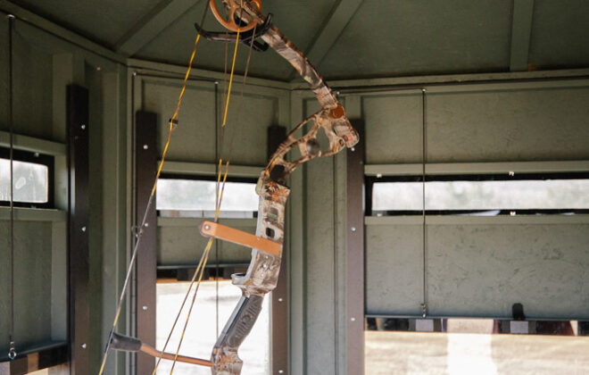 360 hunting blinds 360 outfitter model with bow on hanger